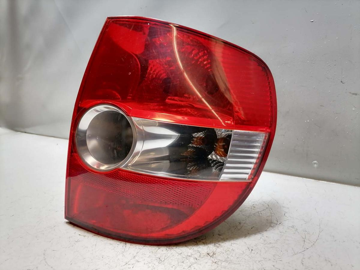 VW Fox original R&uuml;cklicht R&uuml;ckleuchte Schlussleuchte rechts Bj.2010